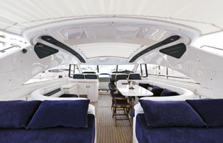The 20m Yacht PURA VIDA
