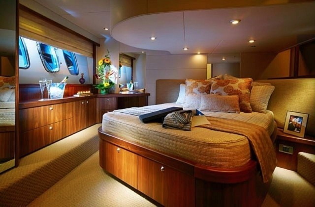 The 20m Yacht SAINT GEORGE