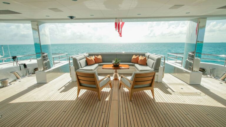 Main Deck Seating