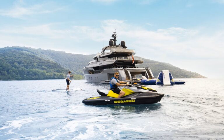 PANDION PEARL With Water Toys