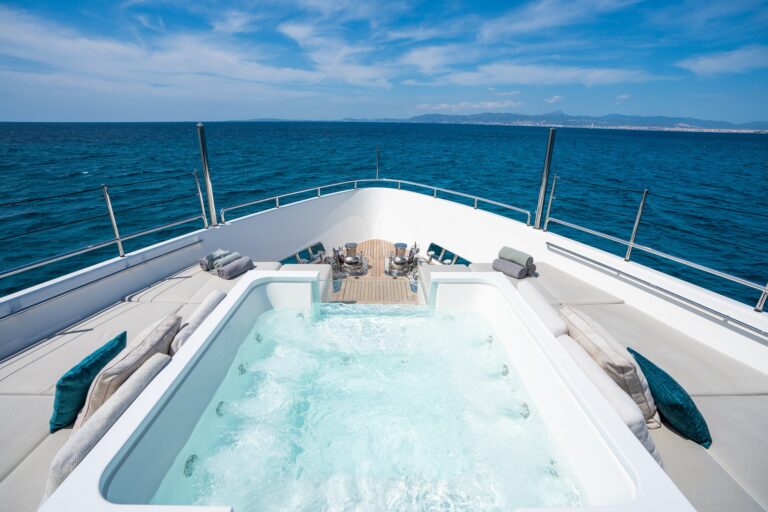 Jacuzzi At Bow