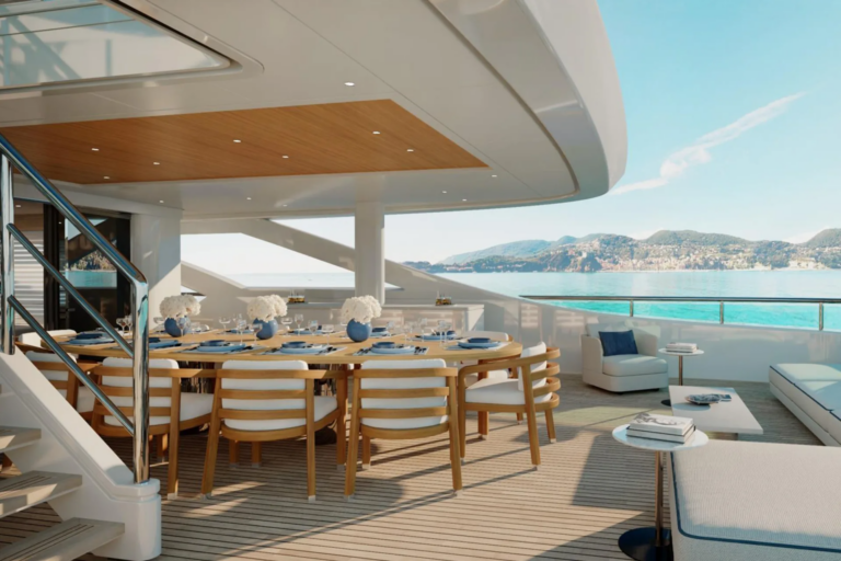 Main Deck Lounge And Dining