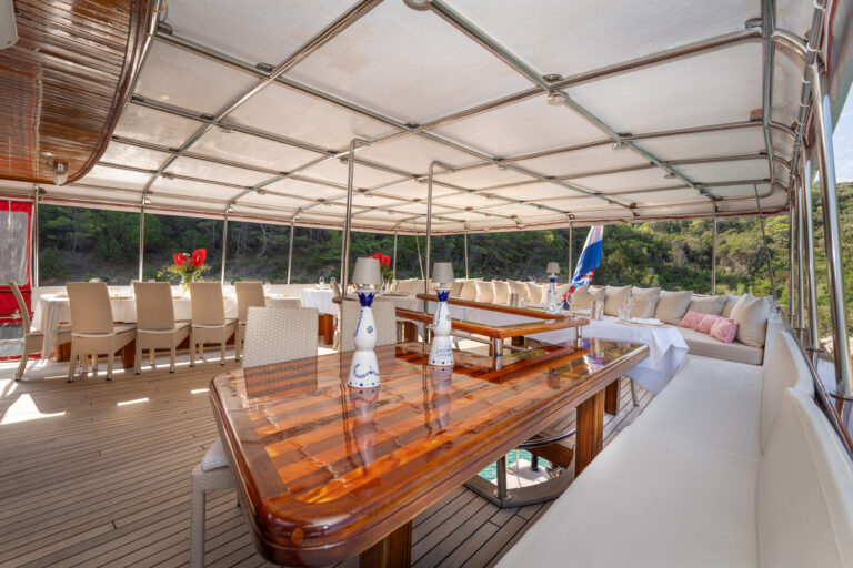 Deck Dining