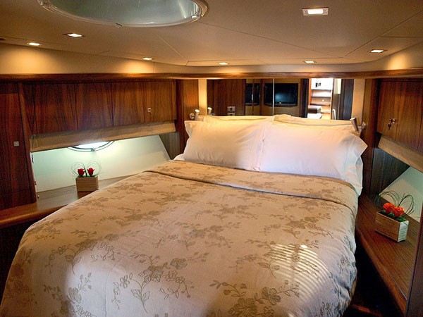 The 21m Yacht AMADEUS