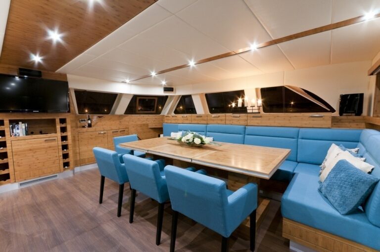 The 21m Yacht ANINI