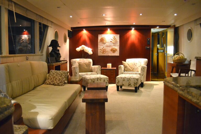 The 21m Yacht BONAPARTE