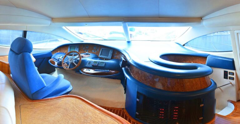 The 21m Yacht LOULOU