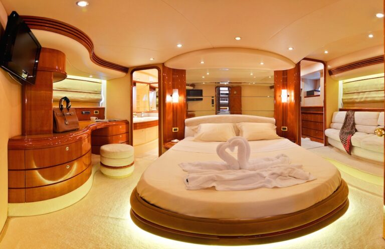 The 21m Yacht LOULOU