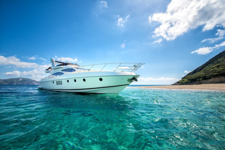 The 21m Yacht MANU
