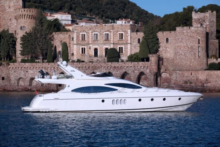 The 21m Yacht PRINCESS SISSI