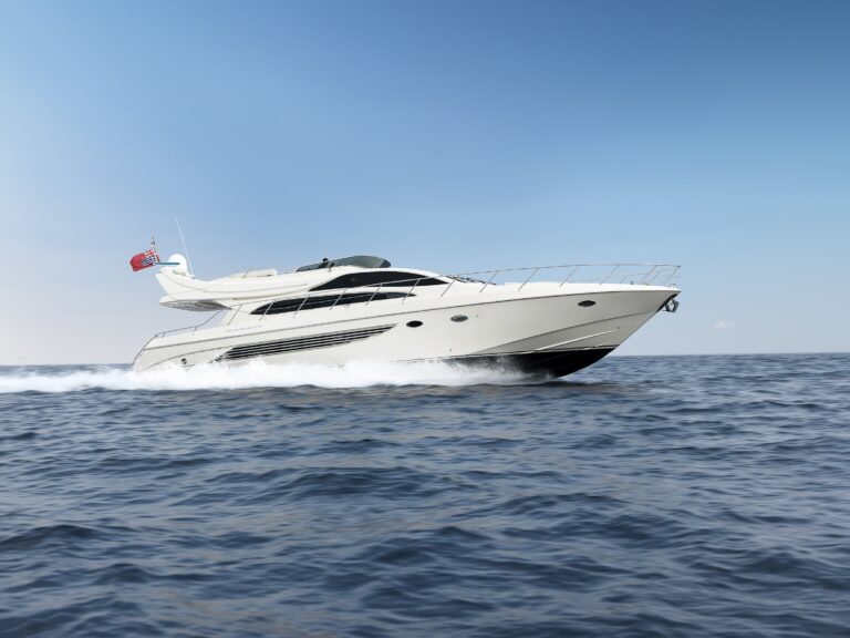 The 21m Yacht SPACE