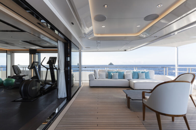 Bridge Deck Aft