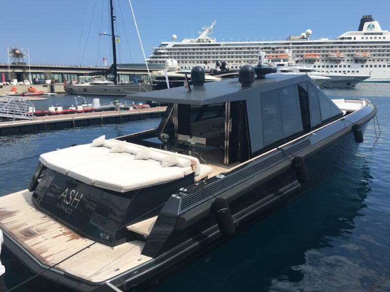The 22m Yacht ASH
