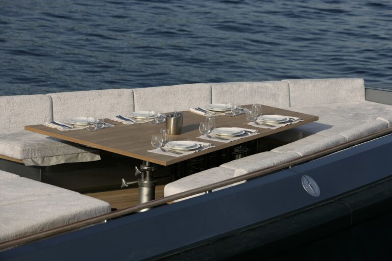 The 22m Yacht ASH
