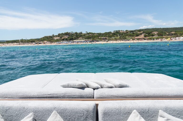The 22m Yacht ASH