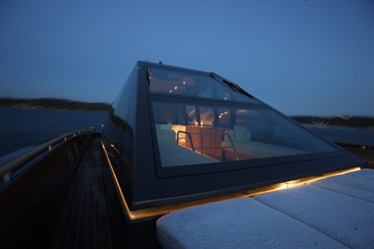 The 22m Yacht ASH