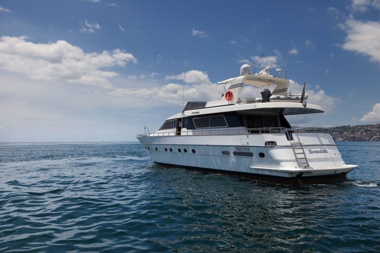 The 22m Yacht BERNADETTE