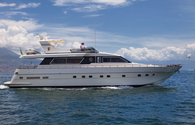 The 22m Yacht BERNADETTE