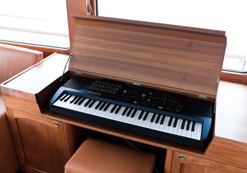 The 22m Yacht ESCAPADE