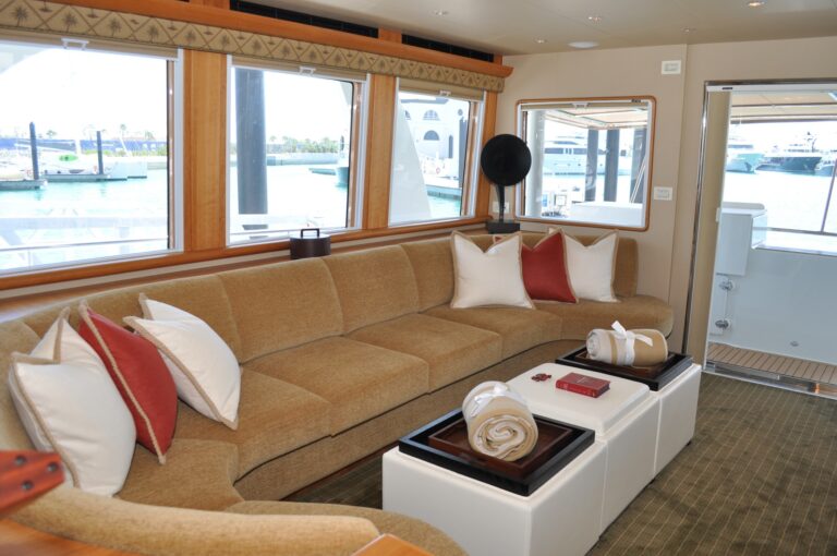 The 22m Yacht ILLIQUID