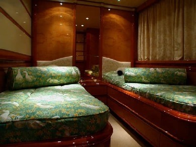 The 22m Yacht MIDNIGHT ROSE