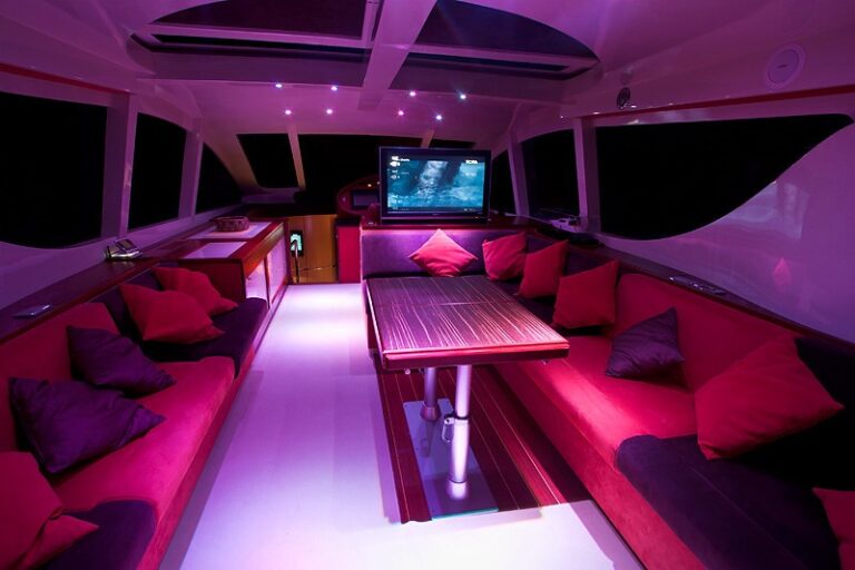 The 22m Yacht SAURON