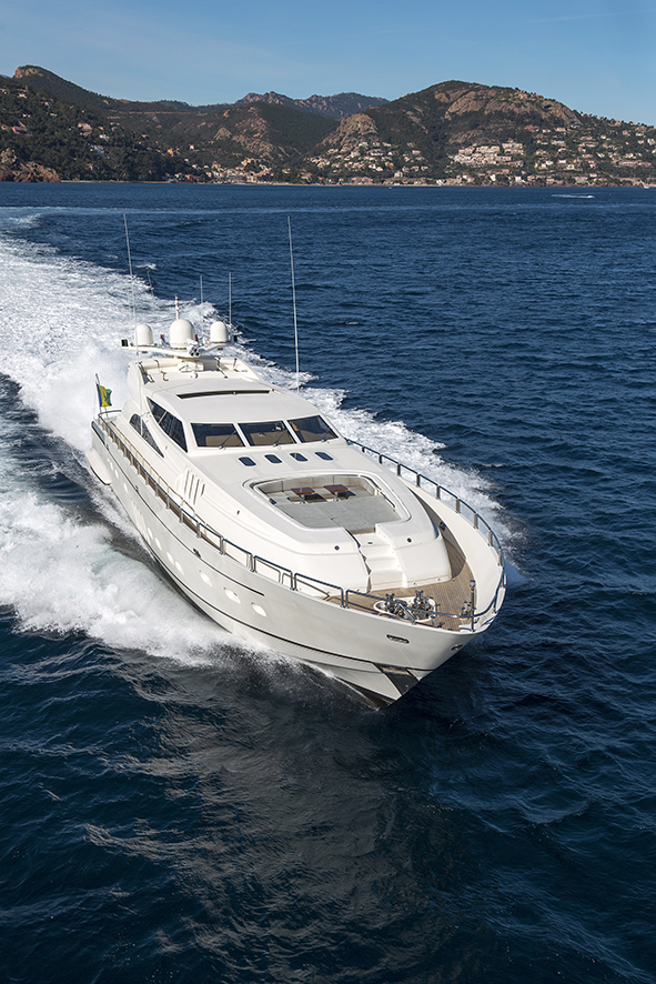 Charter yacht EOL B