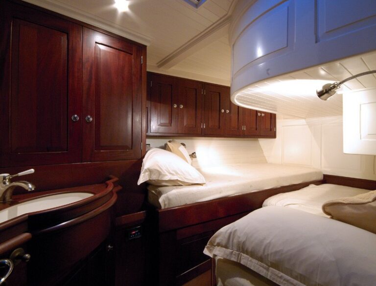 The 23m Yacht AURELIUS