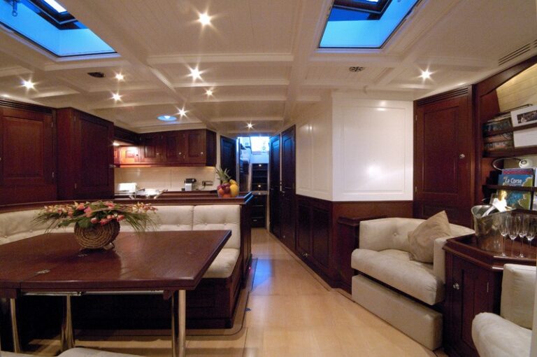 The 23m Yacht AURELIUS