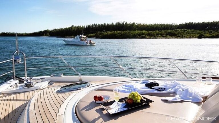 Life On Yacht BG