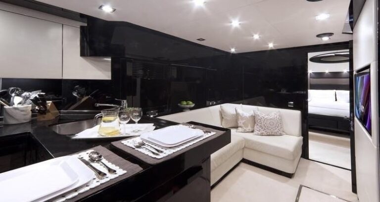 The 23m Yacht BG3