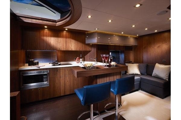 The 23m Yacht BG3