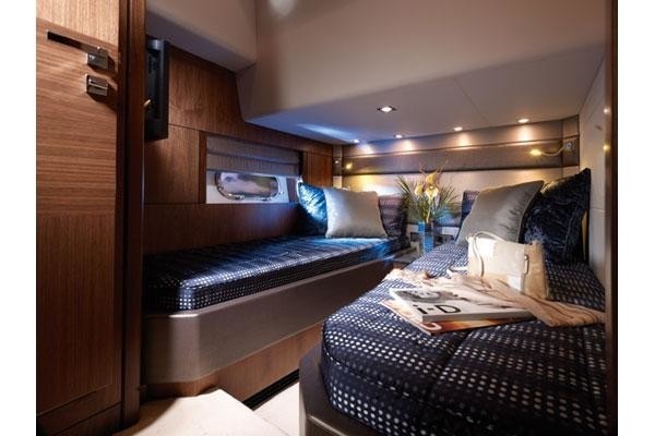 The 23m Yacht BG3