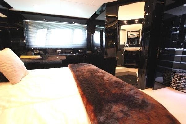 The 23m Yacht BG3