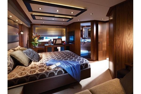 The 23m Yacht BG3