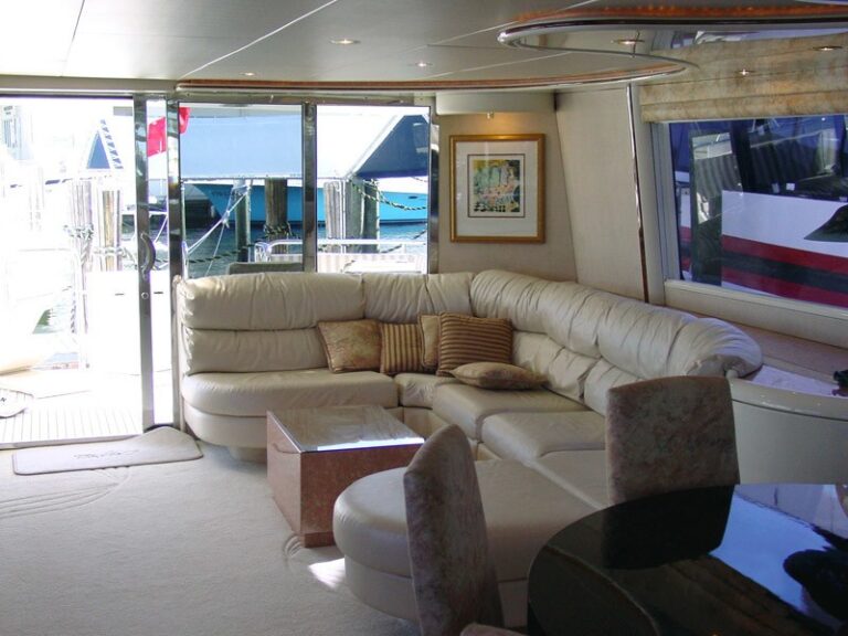 The 23m Yacht COMPANIONSHIP