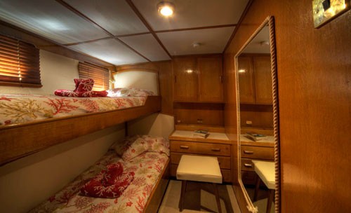 The 23m Yacht DERAMORE