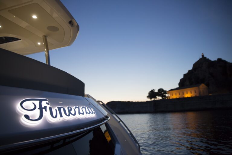 The 23m Yacht FINEZZA