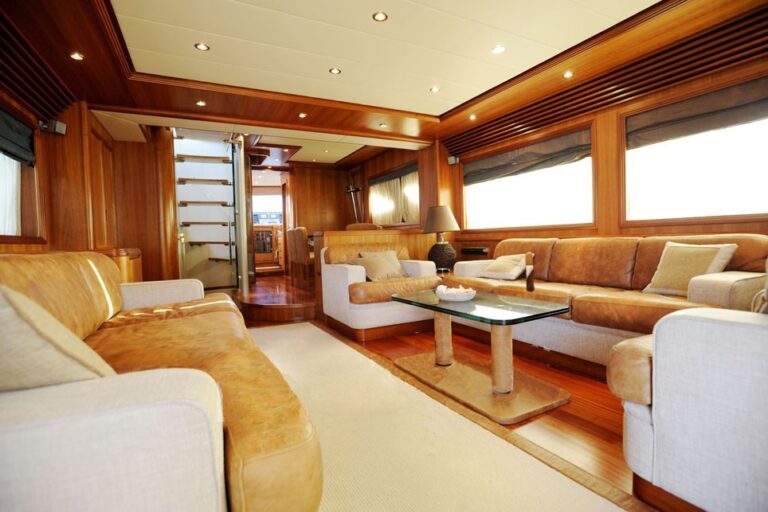 The 23m Yacht HAPPY FEET