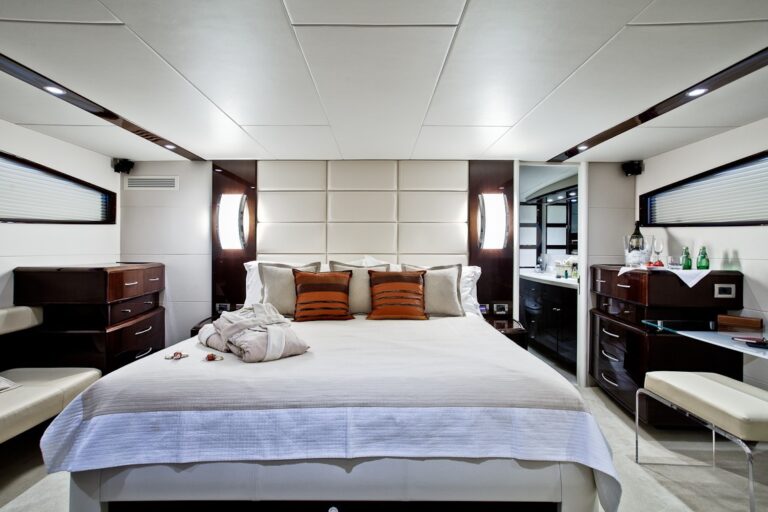 The 23m Yacht LIZZI