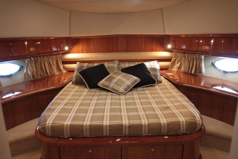 The 23m Yacht LUCKY SEVEN
