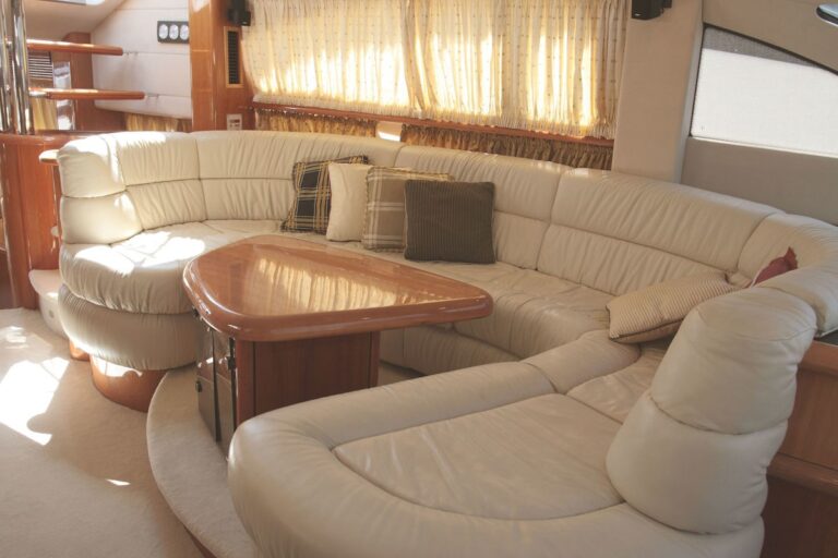 The 23m Yacht LUCKY SEVEN
