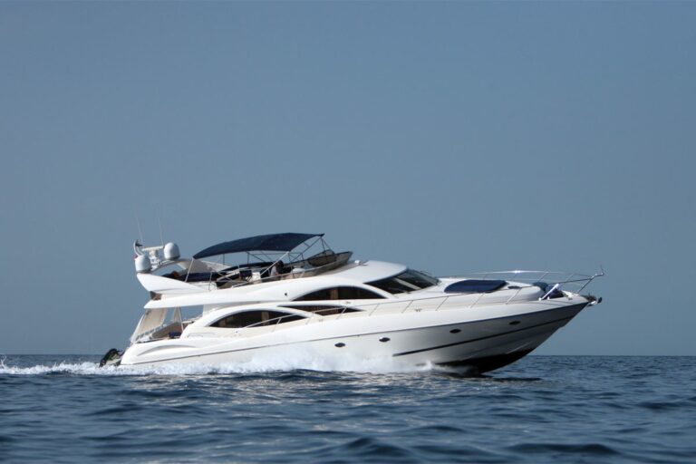The 23m Yacht LUCKY SEVEN