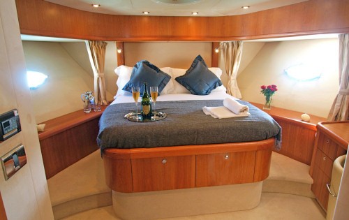 The 23m Yacht NEW BEGINNINGS OF LONDON