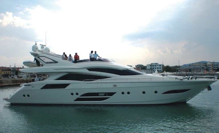 The 23m Yacht SASCHA