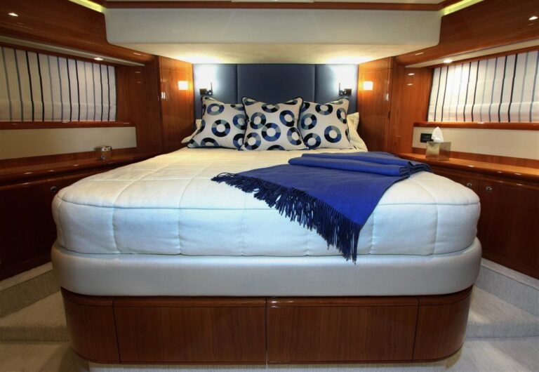 The 23m Yacht SIOUX EMPRESS