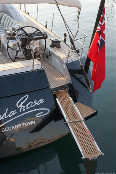 24m Shipman 80 yacht Paula Rosa
