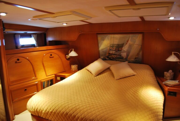 The 24m Yacht COCONUT