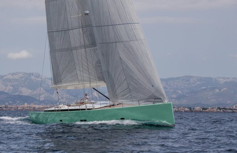 The 24m Yacht COOL BREEZE