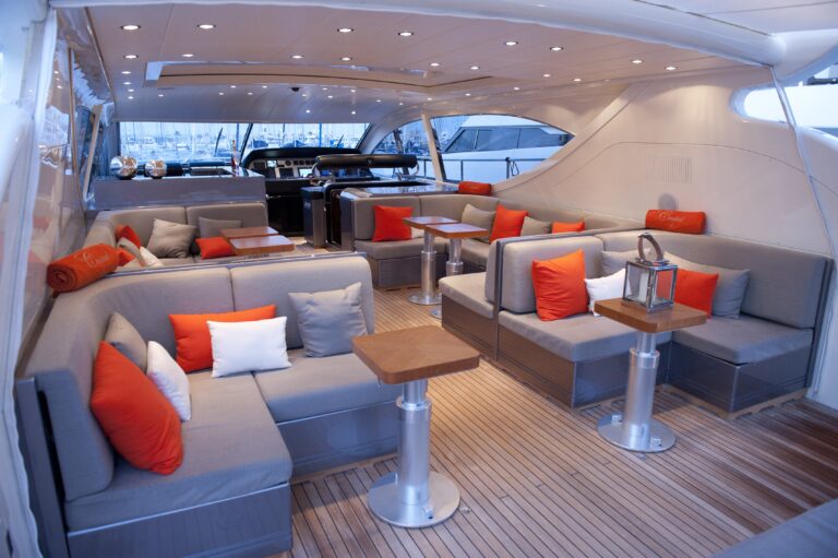 Inside On Board Yacht CRISTAL 1